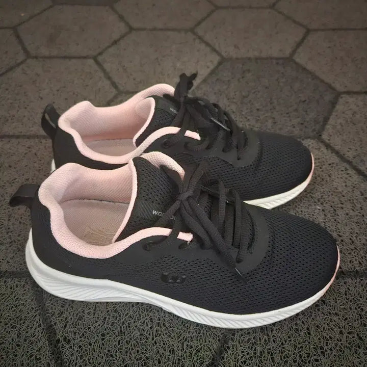 [BUNJANG] World Cup Runner Cushioning Sneakers / 월드컵 운동화 러너쿠셔닝 250 블랙핑크 무료배송