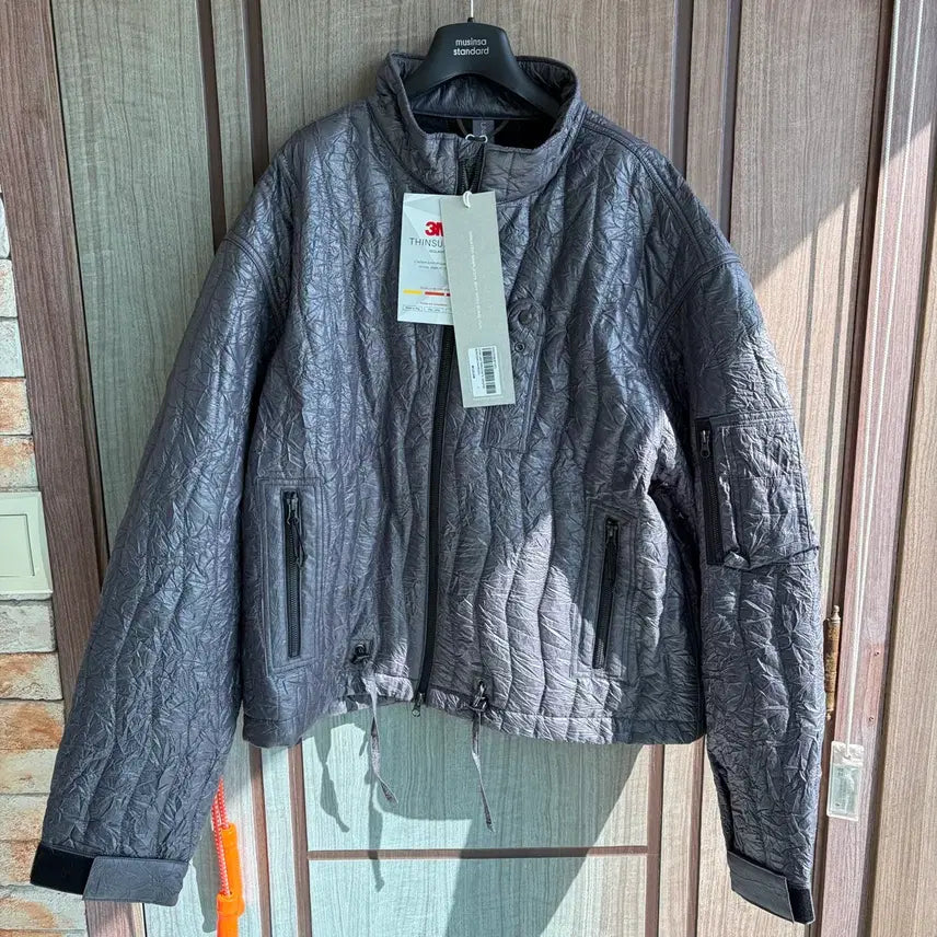 [BUNJANG] Unaffected Quilted Blouson Charcoal (L) / 새상품(L)언어펙티드 파라슈트 퀄티드 블루종 차콜