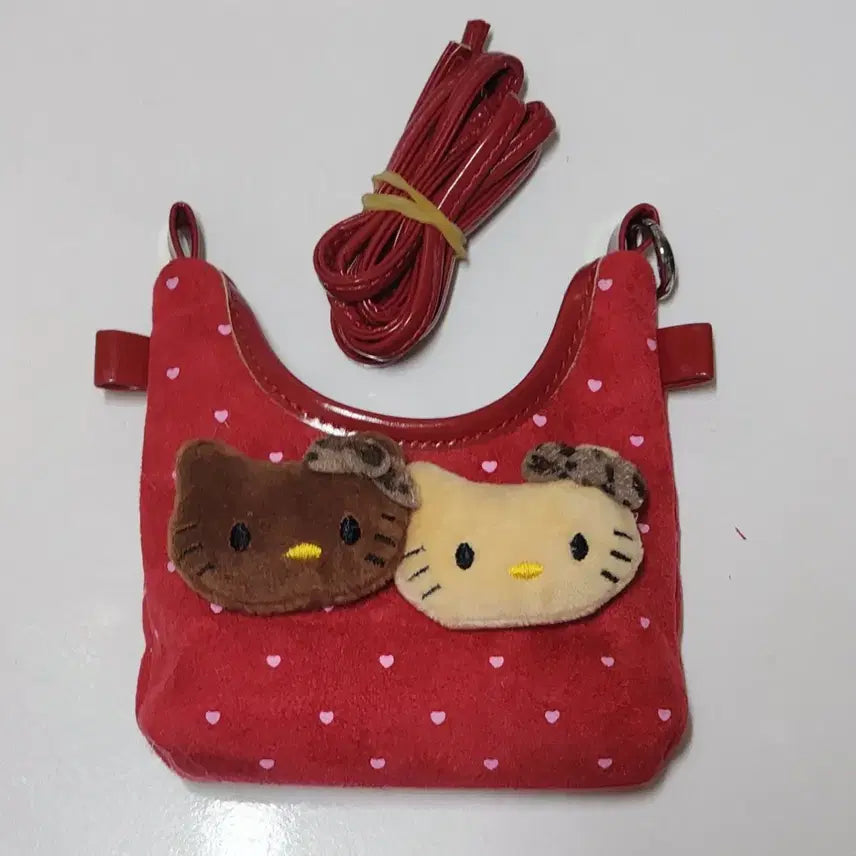 [BUNJANG] Hello Kitty Dot Mini Bag / 태닝 헬로키티 도트 미니백 (미니파우치) 레드