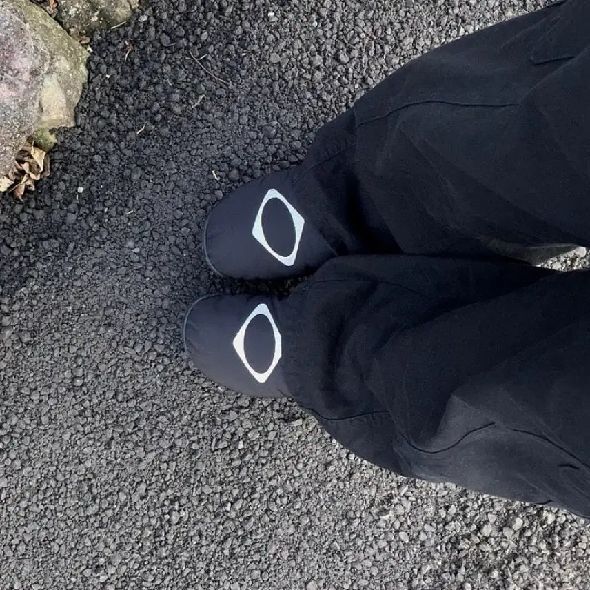 [BUNJANG] Mischief x Subu Puffer Slippers Black / 미스치프 x 수부 푸퍼 슬리퍼 블랙