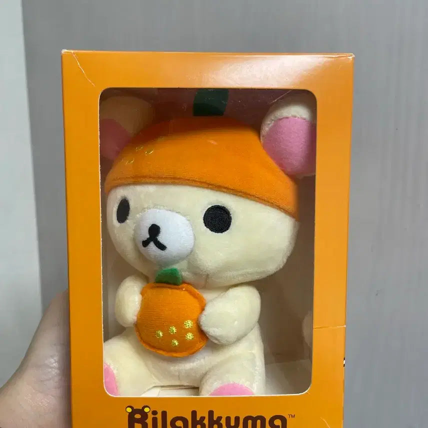 [BUNJANG] Rilakkuma Korilakkuma 16cm Mandarin Plush (Sealed) / 감귤 들고있는 코리락쿠마 인형 16cm 미개봉