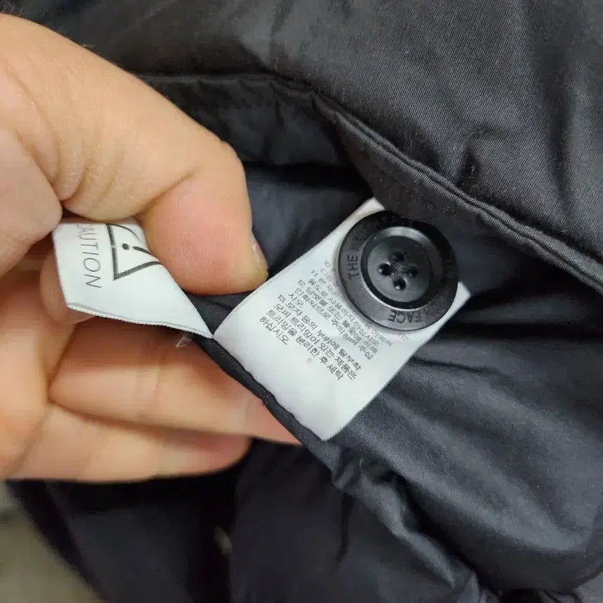 [BUNJANG] The North Face Hooded Long Padded Jacket Black / 노스페이스 후드 롱 패딩 블랙.  /4