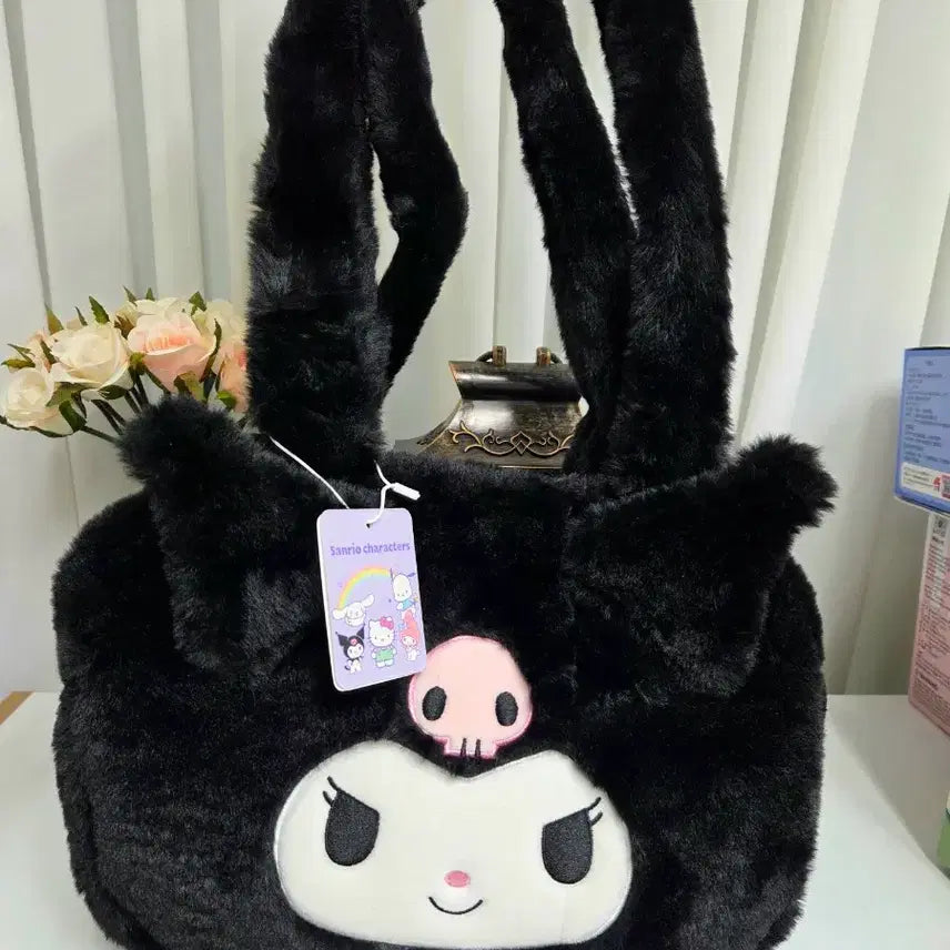 [BUNJANG] Sanrio Cinnamoroll &amp; Kuromi Face Fur Shoulder Bag / 산리오 시나모롤,쿠로미 얼굴 털 가방 숄더백 새상품