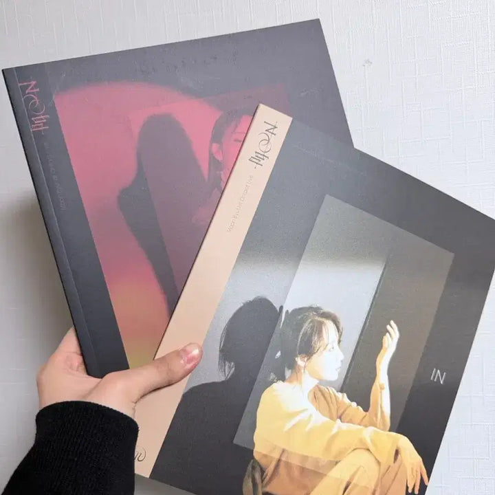 [BUNJANG] Mamamoo Moonbyul On-tact In-Out Photobook / 마마무 문별 온택트 인아웃 포토북