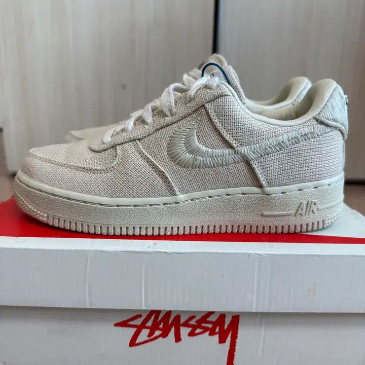 [BUNJANG] Nike x Stussy Air Force 1 Low Fossil Sneakers / [230] 나이키 x 스투시 나투시 에어포스1 로우 파슬