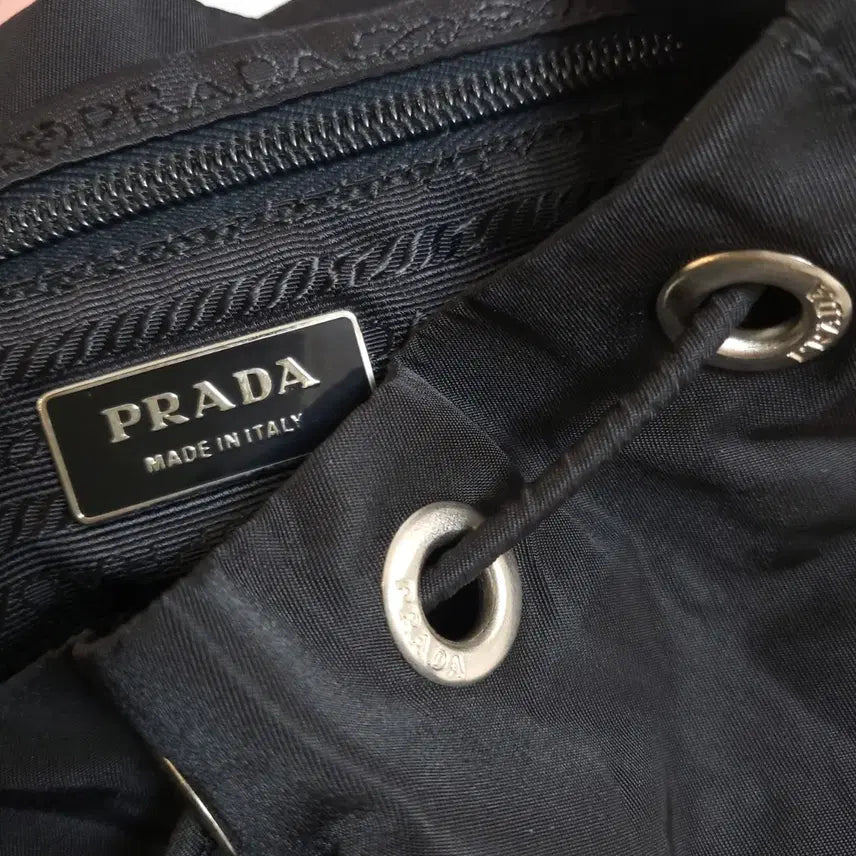 [BUNJANG] Prada Nylon Backpack Medium Black / 프라다 나일론 백팩 미듐 블랙(특A급)