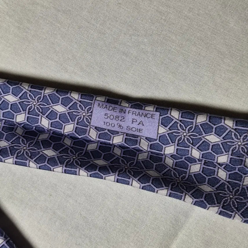 [BUNJANG] Hermès Blue Gray Hexagonal Diamond Pattern Silk Tie / 에르메스 블루그레이 육각격자 다이아패턴 실크 넥타이