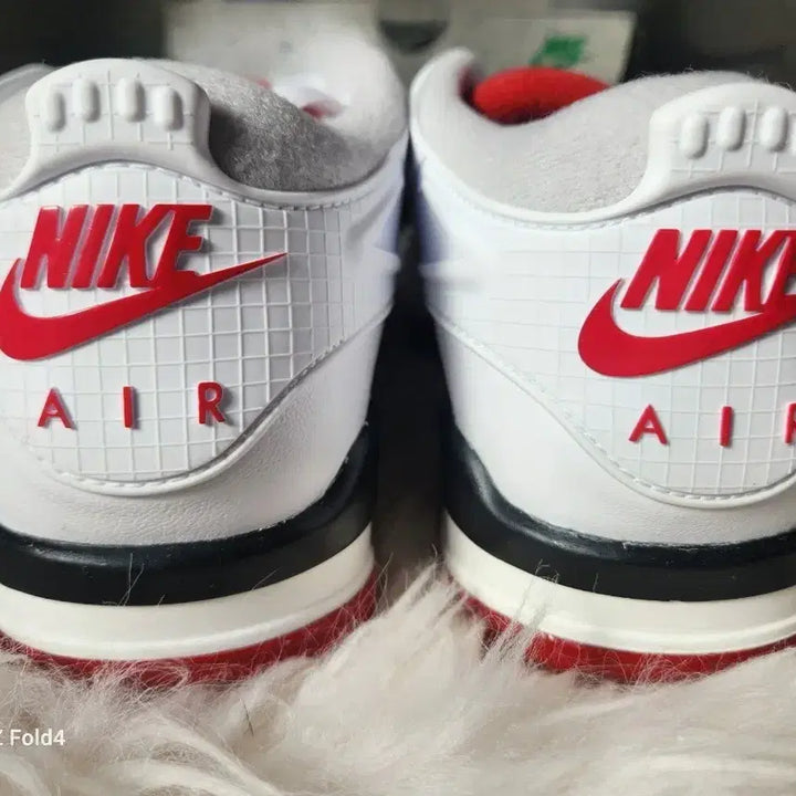 [BUNJANG] Nike Air Jordan 4 RM White Sneakers / (N)나이키 에어 조던 4 RM 화이트(250mm)새제품입니다.