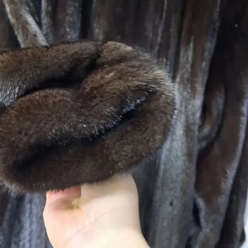 [BUNJANG] Jindo Fur Black Grama Natural Mink Coat / 진도모피 블랙 그라마 천연밍크 코트 77 (95)