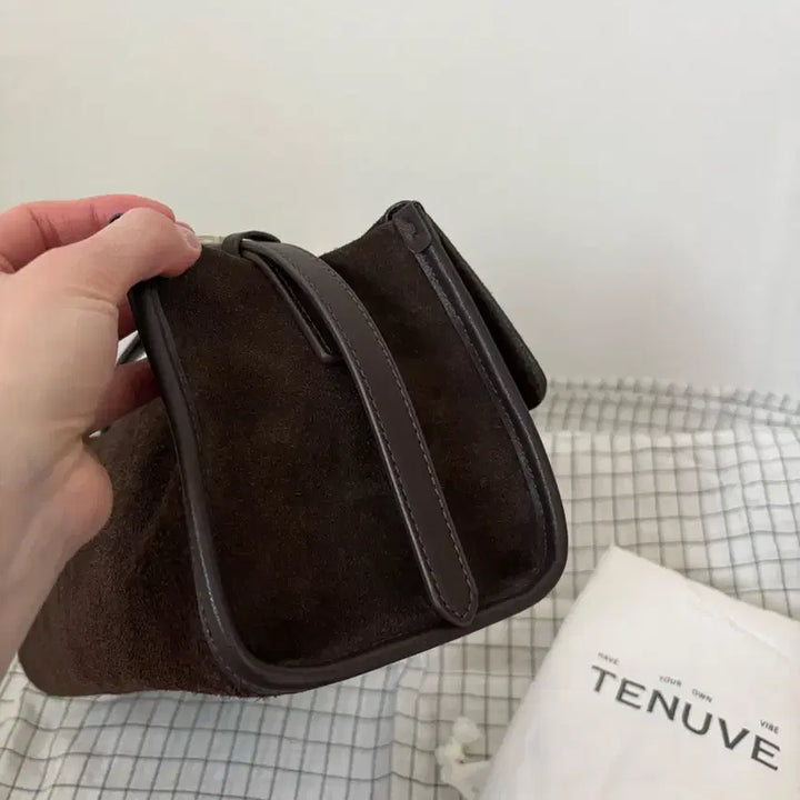 [BUNJANG] Tenue de Nîmes Espresso Baguette Bag / 테누브 바게트백 에스프레소