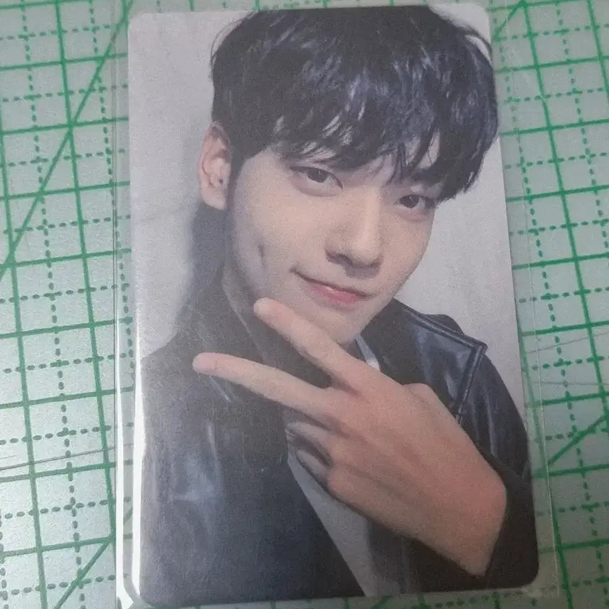 [BUNJANG] TXT Soobin POB Lucky Draw Photocard / 투바투 수빈 파오이 루저러버 엠투유 럭드 포카