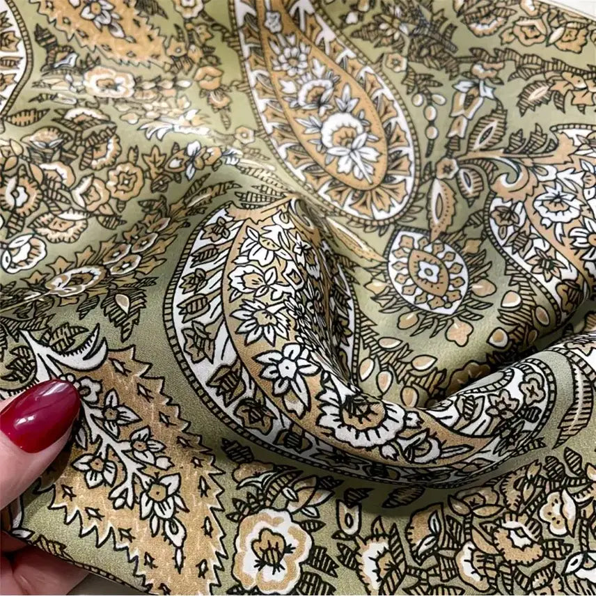 [BUNJANG] Paisley Pattern Silk Scarf - Green / 페이즐리 패턴 실크 스카프 그린