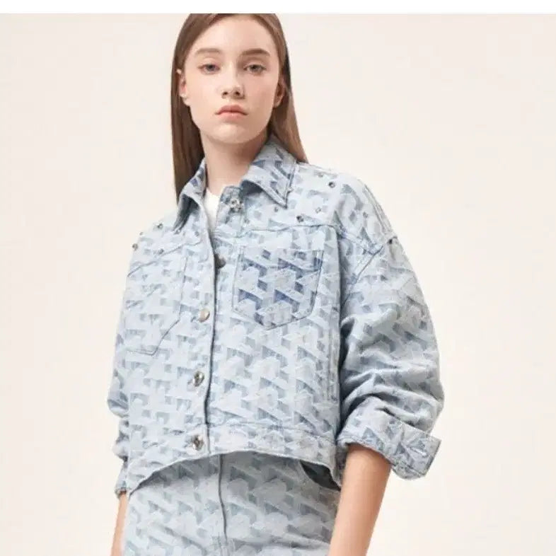 [BUNJANG] TIME Emblem Jacquard Jacket / 2022.타임)한채영 착용 엠블럼 자가드 자켓
