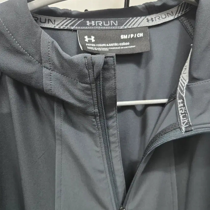 [BUNJANG] Under Armour Hooded Zip-up Jacket / (1302)언더아머  후드집업95