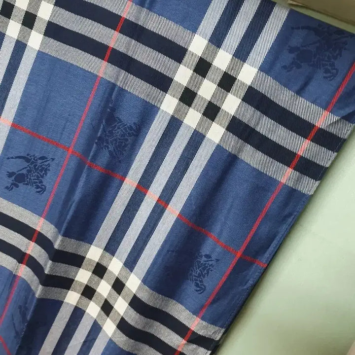 [BUNJANG] Burberry Checkered Silk Blend Scarf / 버버리 체크 머플러 스카프