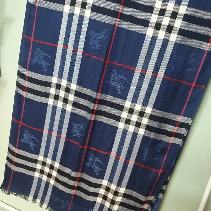 [BUNJANG] Burberry Checkered Silk Blend Scarf / 버버리 체크 머플러 스카프