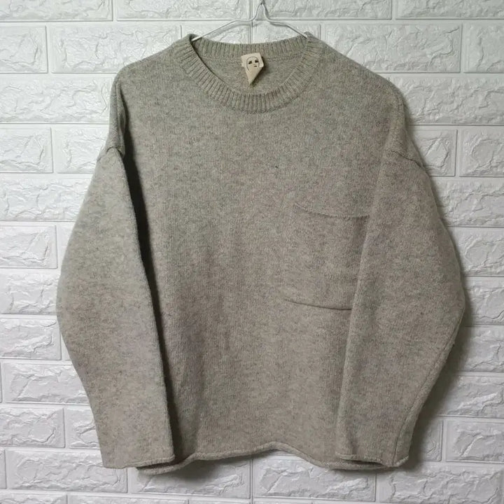 [BUNJANG] Tomboy Knit Sweater / 톰보이 니트 판매합니다