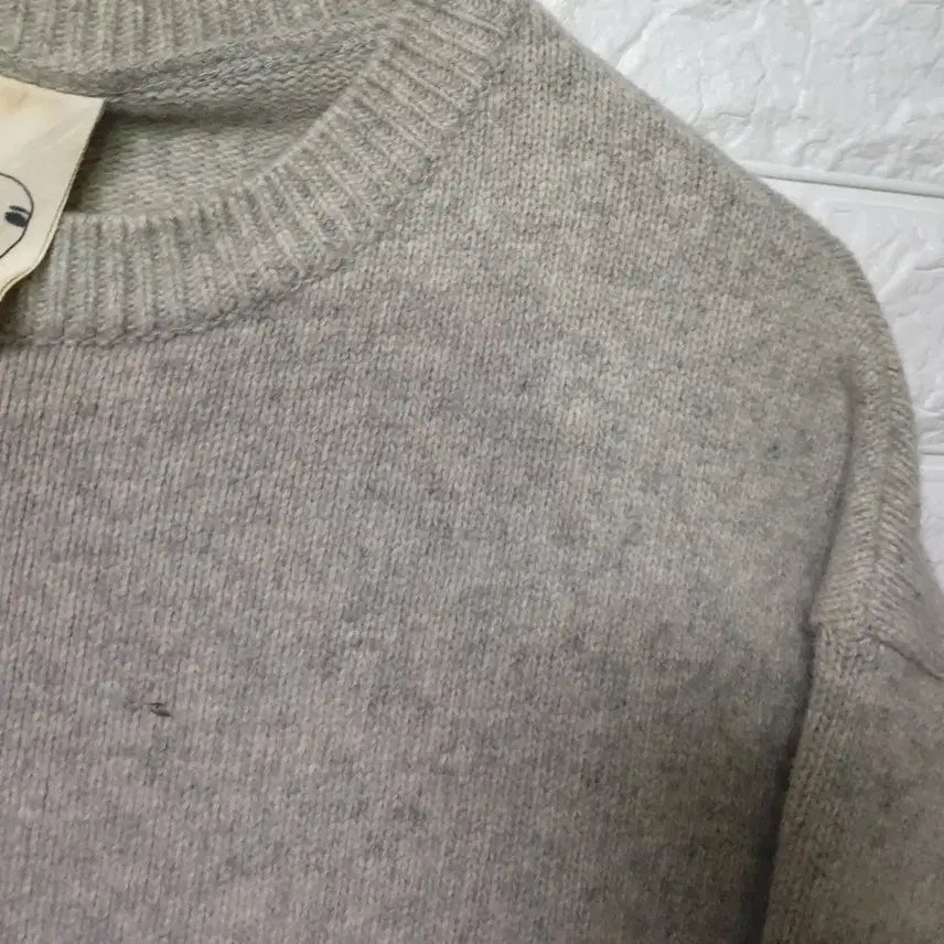 [BUNJANG] Tomboy Knit Sweater / 톰보이 니트 판매합니다