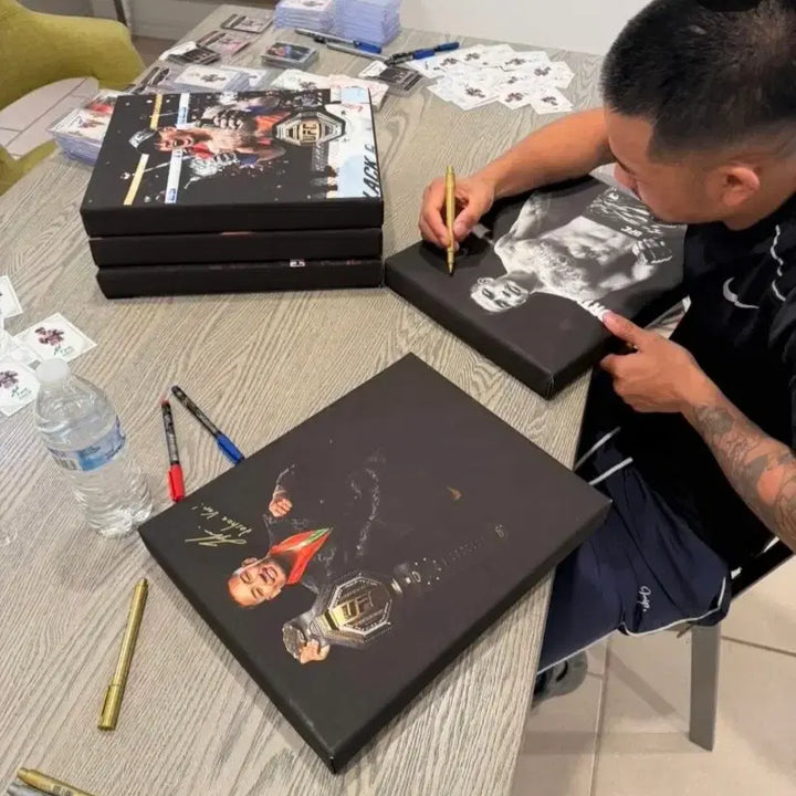 [BUNJANG] UFC Champion Joshua Flyweight Signed Canvas / UFC 조슈아 반 플라이급 챔피언 사인 캔버스