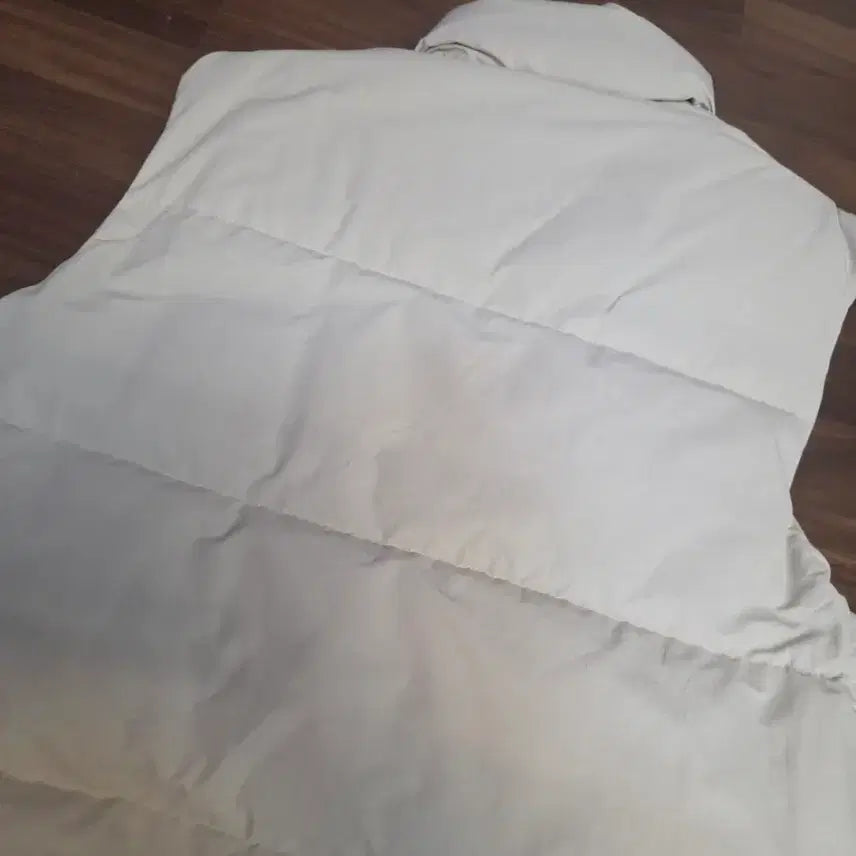 [BUNJANG] Unbranded Ivory Padded Vest / 패딩조끼 아이보리