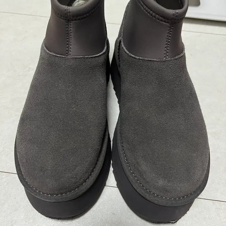 [BUNJANG] UGG Classic Mini Dipper Boots / UGG 어그 240 클래식 미니디퍼