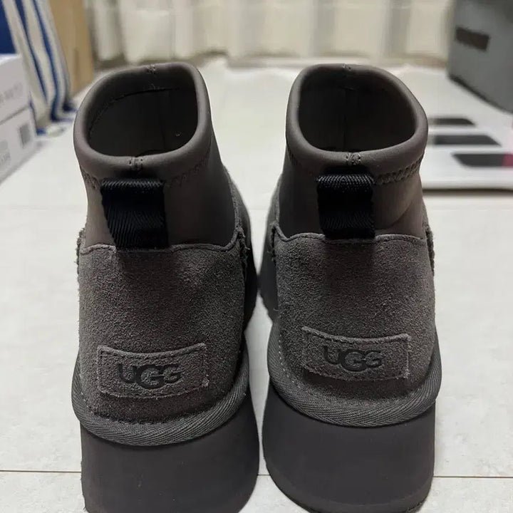 [BUNJANG] UGG Classic Mini Dipper Boots / UGG 어그 240 클래식 미니디퍼