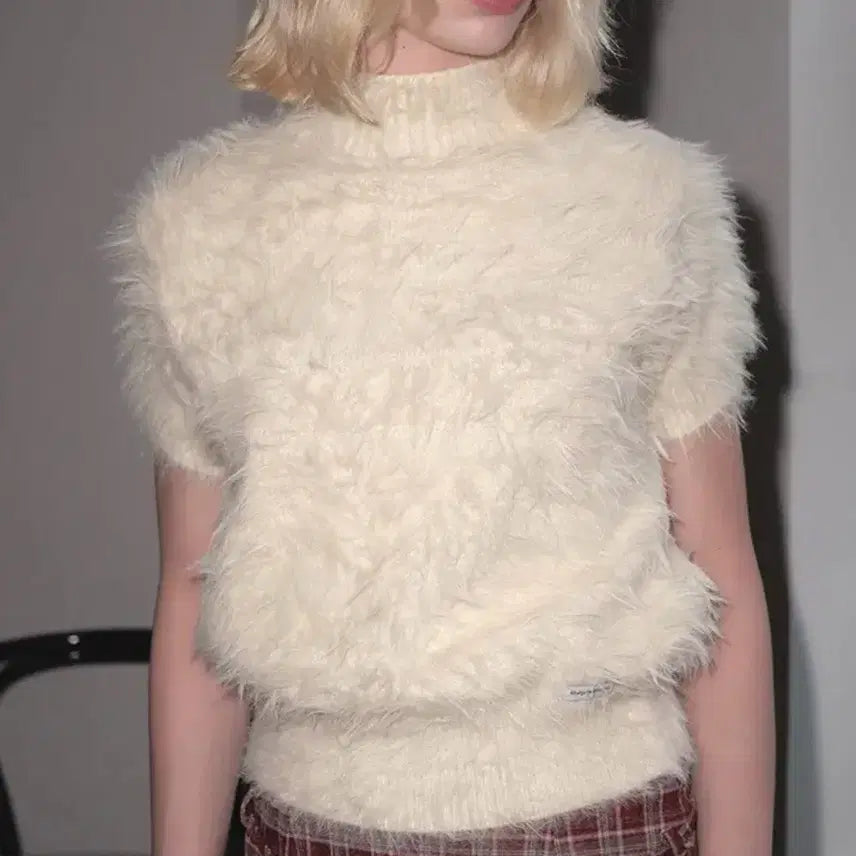 [BUNJANG] Hairy High Neck Knit Sweater / HAIRY HIGH NECK KNIT (LIGHT YELLOW)