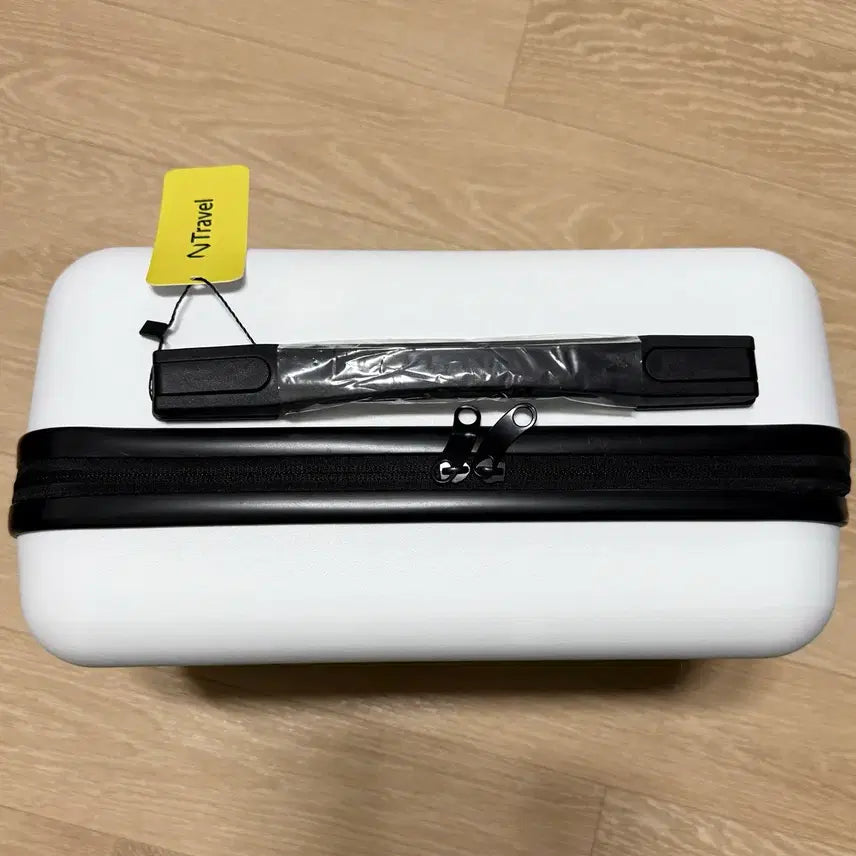 [BUNJANG] The Boyz Special Stage VVV Ready Bag White / 더보이즈 레디백 vvv 스페셜스테이지 역조공