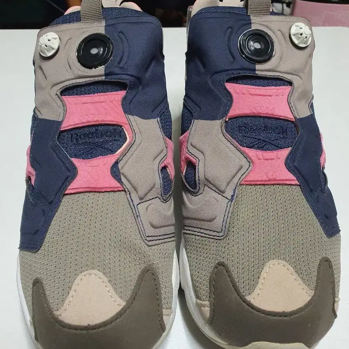 [SOLD OUT] 리복 펌프 퓨리 사쿠라 275
