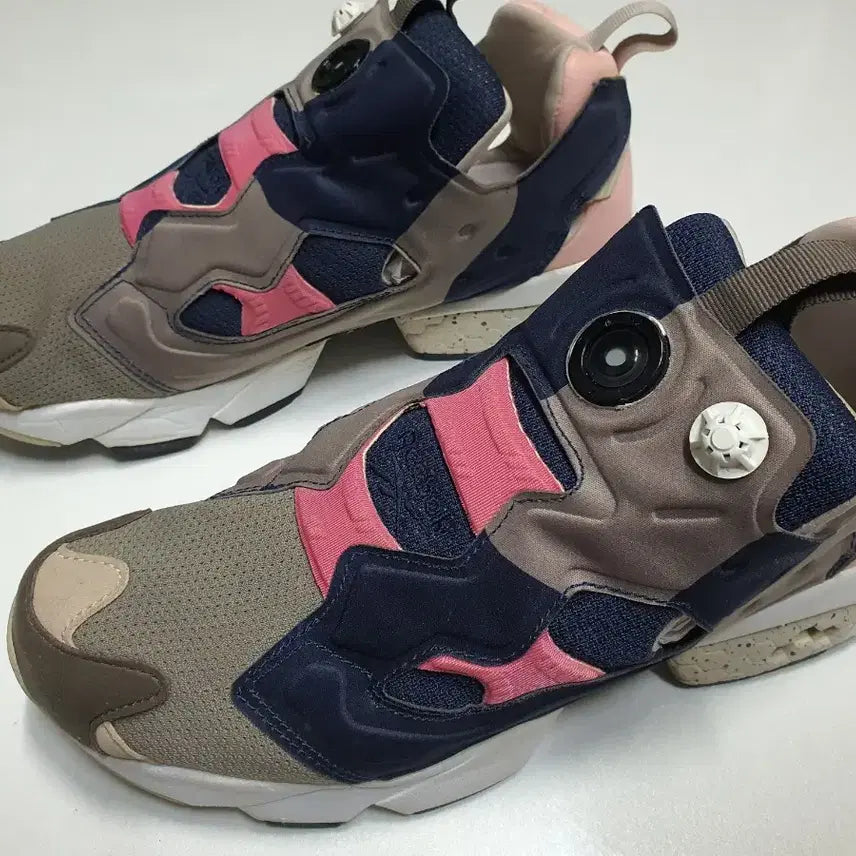 [SOLD OUT] 리복 펌프 퓨리 사쿠라 275
