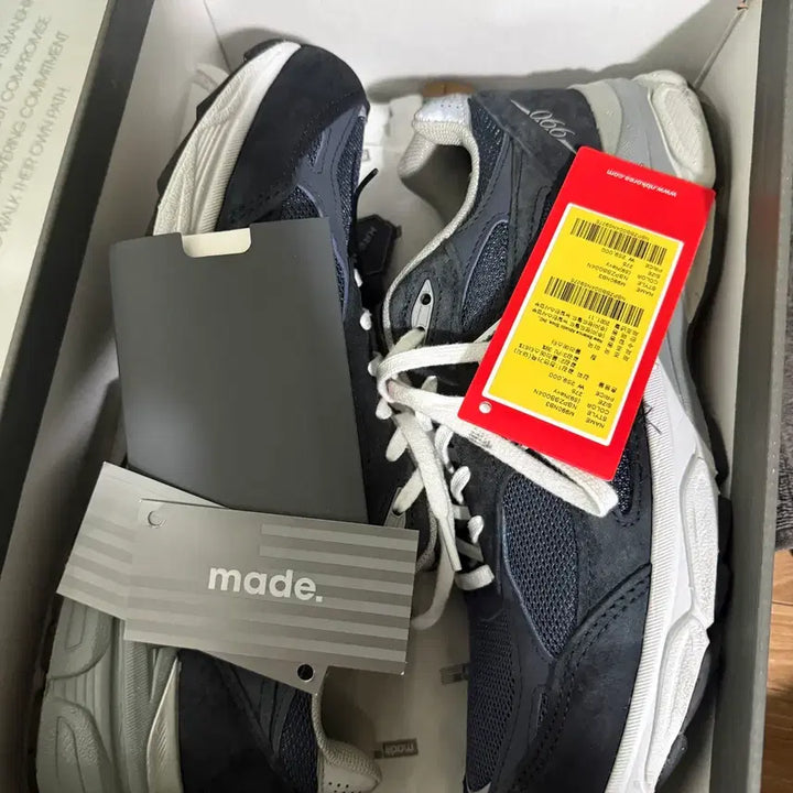 [SOLD OUT] 뉴발란스 990v3 네이비 275