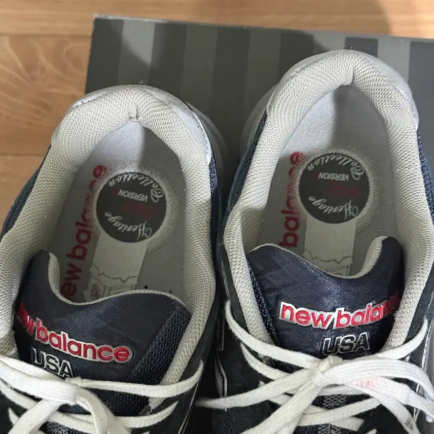 [SOLD OUT] 뉴발란스 990v3 네이비 275