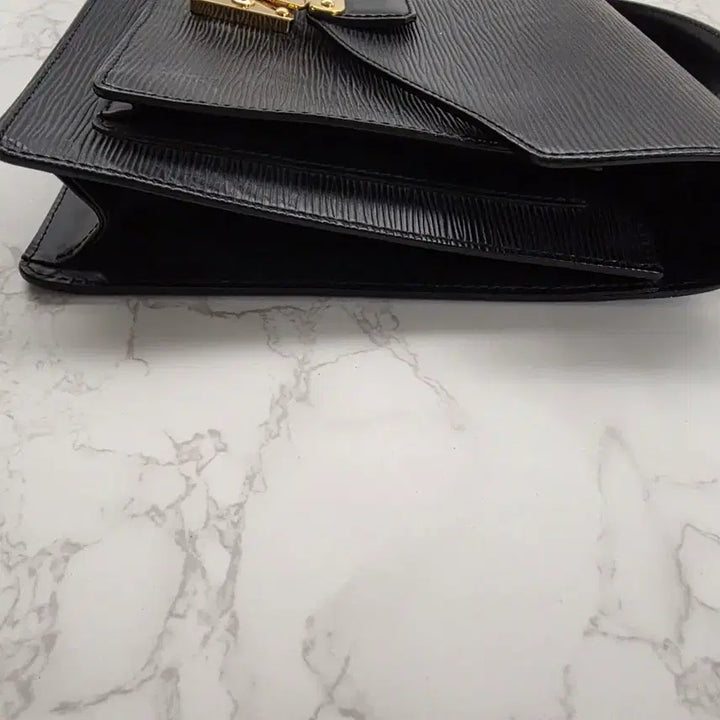 [BUNJANG] Louis Vuitton Epi Monceau Black Tote Bag / 루이비통 가방 에피 블랙 토트백