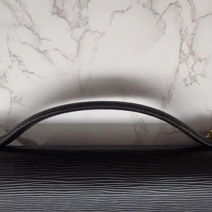[BUNJANG] Louis Vuitton Epi Monceau Black Tote Bag / 루이비통 가방 에피 블랙 토트백