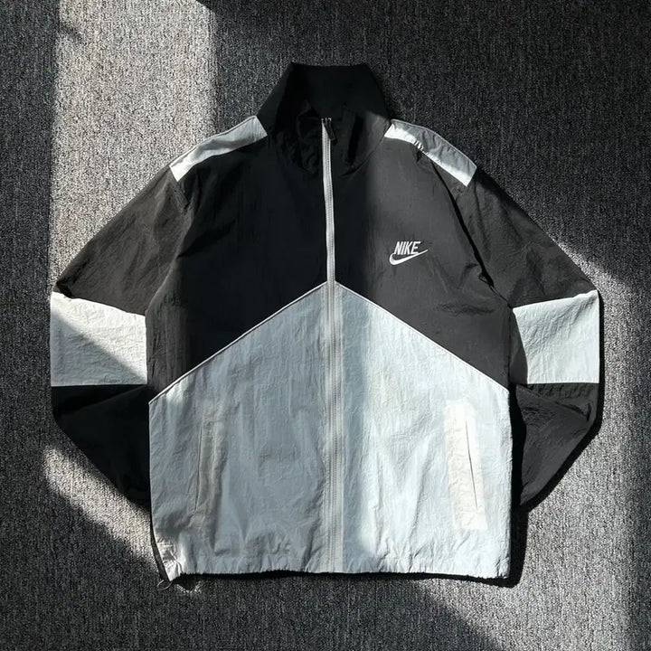 [SOLD OUT] 나이키 스우시 범고래 바람막이 자켓