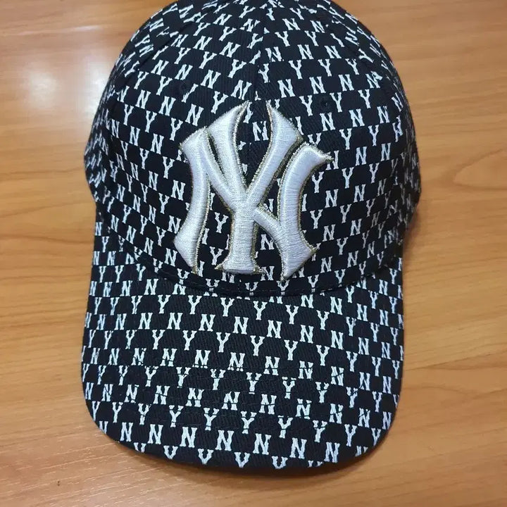 [SOLD OUT] MLB NY 양키스 모노그램 볼캡 블랙