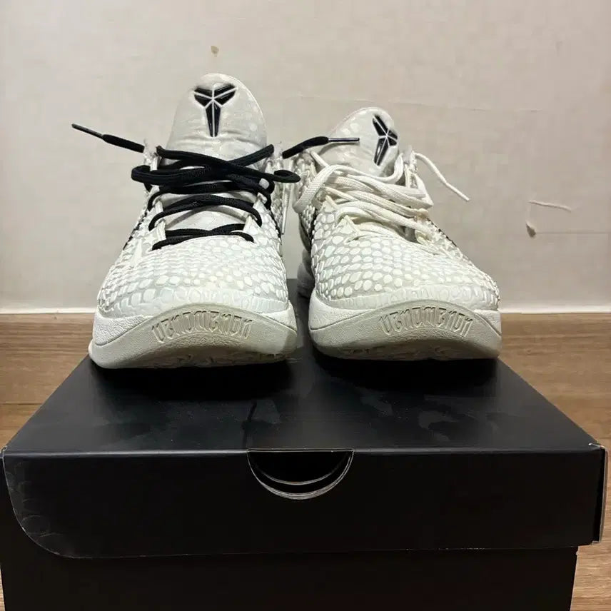 [BUNJANG] Nike Kobe 6 Protro Sneakers / 나이키 코비6 프로트로 세일 285 280사이즈 교환 원합니다