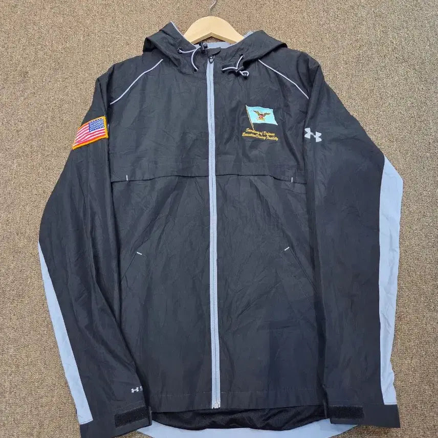 [BUNJANG] Under Armour US Department of Defense Windbreaker Jacket / 언더아머 미국 국방부 바람막이