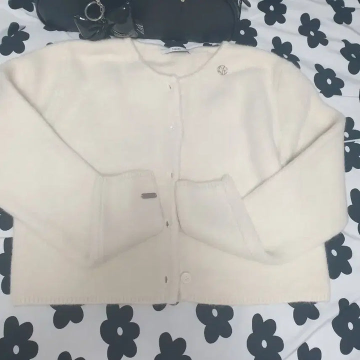 [BUNJANG] Heint Angora Crop Cardigan (Ivory) / 새상품 (29cm,W컨셉) 헤인트 앙고라 크롭 가디건 (아이보리)