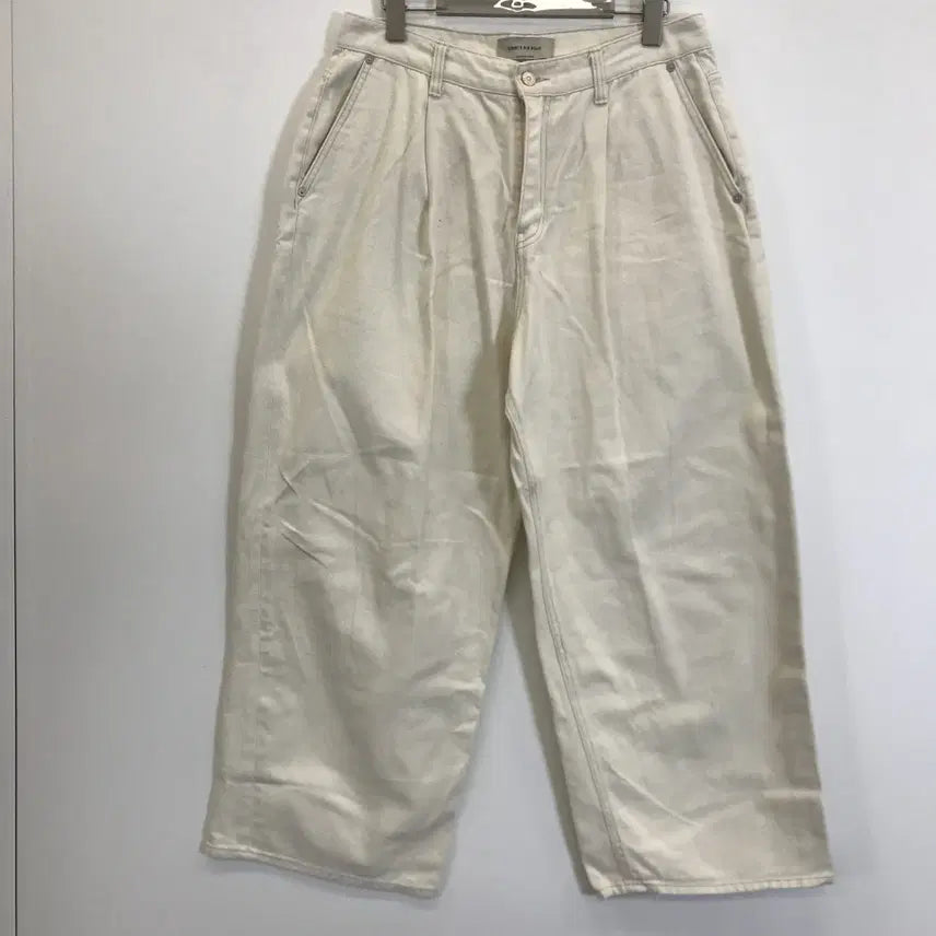 [BUNJANG] 86 Road One-Tuck Wide Cream Jeans / 86로드 원턱 와이드 크림진 [32인치]