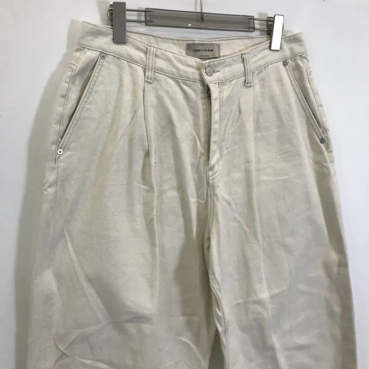 [BUNJANG] 86 Road One-Tuck Wide Cream Jeans / 86로드 원턱 와이드 크림진 [32인치]