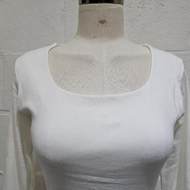 [BUNJANG] Basic U-neck Long Sleeve Shirt - White / 허리라인 유넥 이중안감 무지 긴팔- 화이트