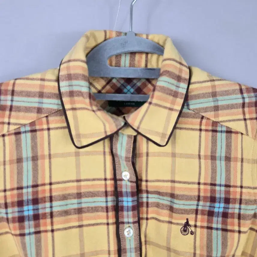 [BUNJANG] Beanpole Ladies Checkered Slim Shirt / [무료배송]빈폴 레이디스 90 여성 도톰하고 슬림한 체크 셔츠