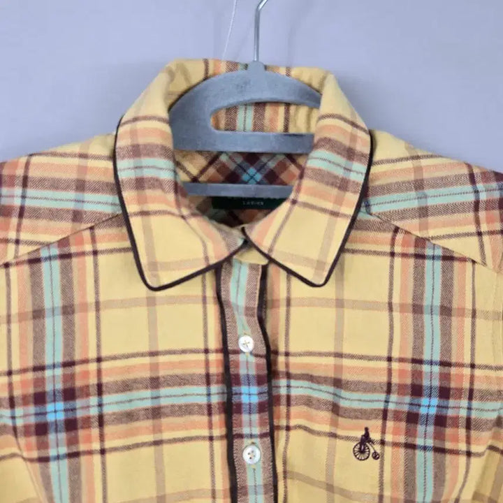 [BUNJANG] Beanpole Ladies Checkered Slim Shirt / [무료배송]빈폴 레이디스 90 여성 도톰하고 슬림한 체크 셔츠