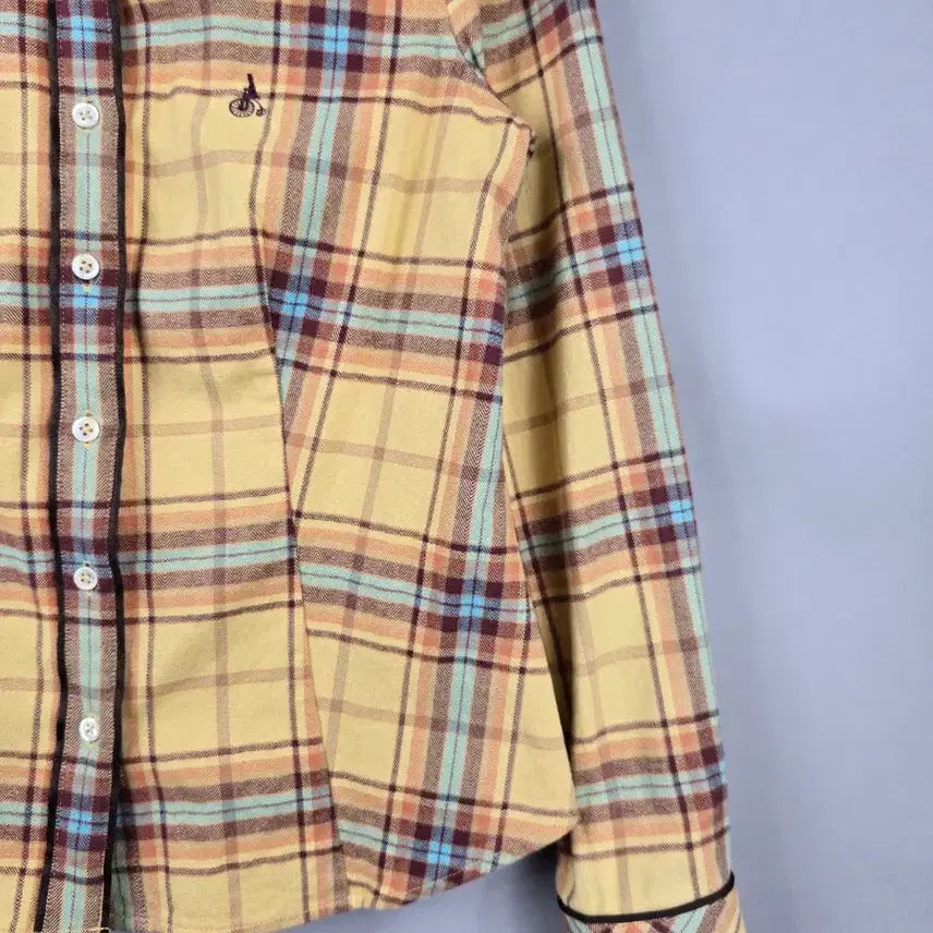[BUNJANG] Beanpole Ladies Checkered Slim Shirt / [무료배송]빈폴 레이디스 90 여성 도톰하고 슬림한 체크 셔츠