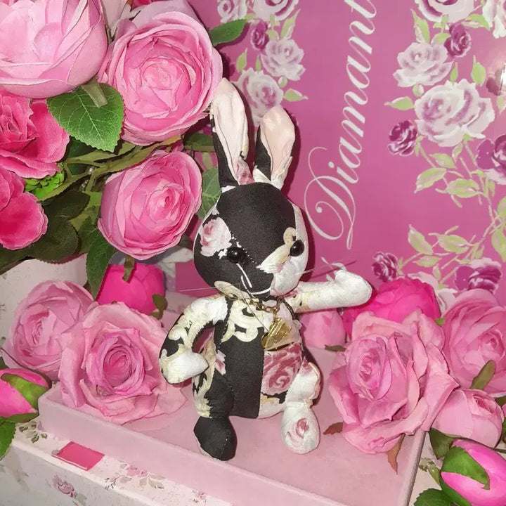 [BUNJANG] Jesus Diamante Ornament Rose Pattern Rabbit Keyring / 지저스디아망떼 오너먼트장미무늬 래빗/토끼 키링