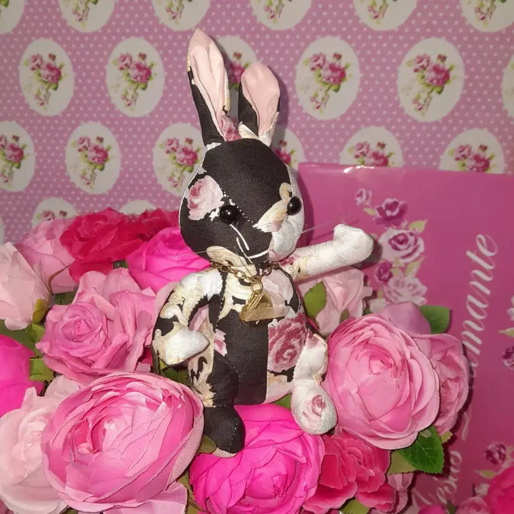 [BUNJANG] Jesus Diamante Ornament Rose Pattern Rabbit Keyring / 지저스디아망떼 오너먼트장미무늬 래빗/토끼 키링