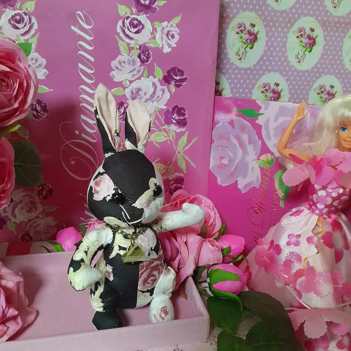 [BUNJANG] Jesus Diamante Ornament Rose Pattern Rabbit Keyring / 지저스디아망떼 오너먼트장미무늬 래빗/토끼 키링