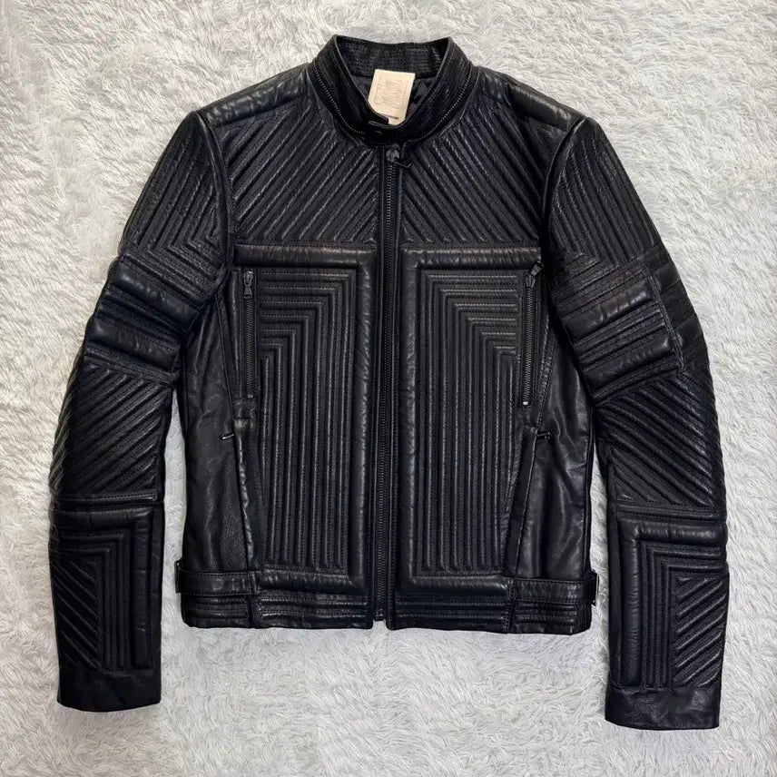 [BUNJANG] WOOYOUNGMI Geometric Quilted Lambskin Leather Jacket / WOOYOUNGMI 솔리드옴므 기하학 입체 퀼팅 램스킨 레더 자켓