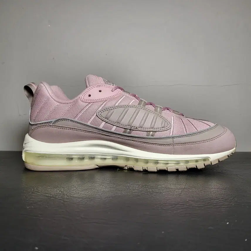 [SOLD OUT] 나이키 운동화 300m